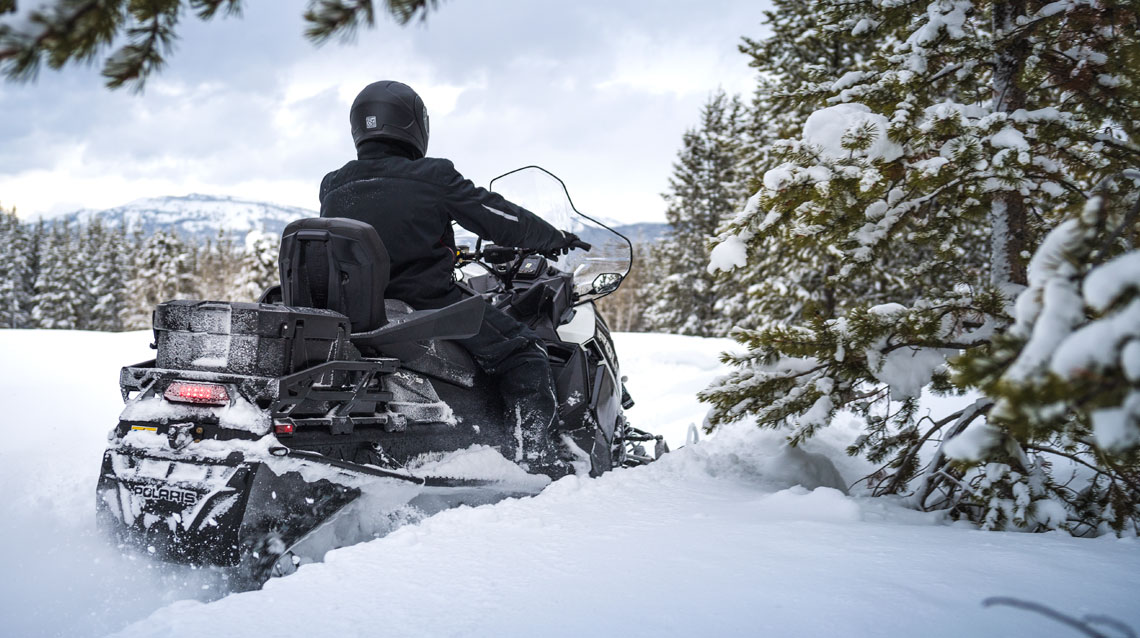 Extreme Crossover Sleds 2018 TITAN Snowmobiles Polaris Canada