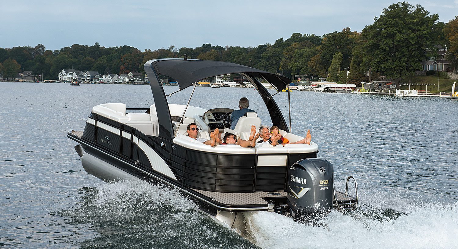 25QSR-Q25-2018-Pontoon-Boat-4-1500x817.jpg